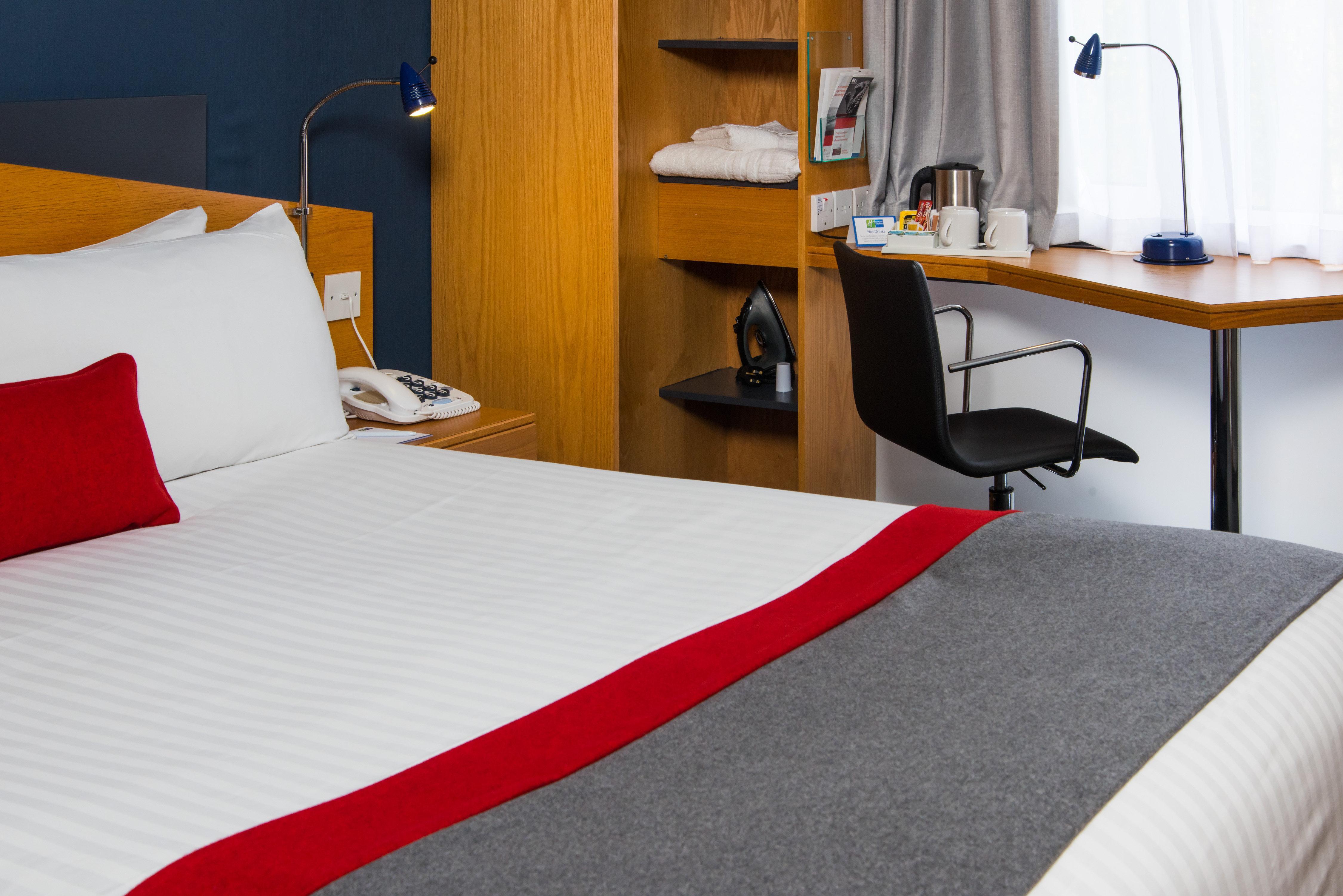 Holiday Inn Express Peterborough By Ihg Exteriör bild